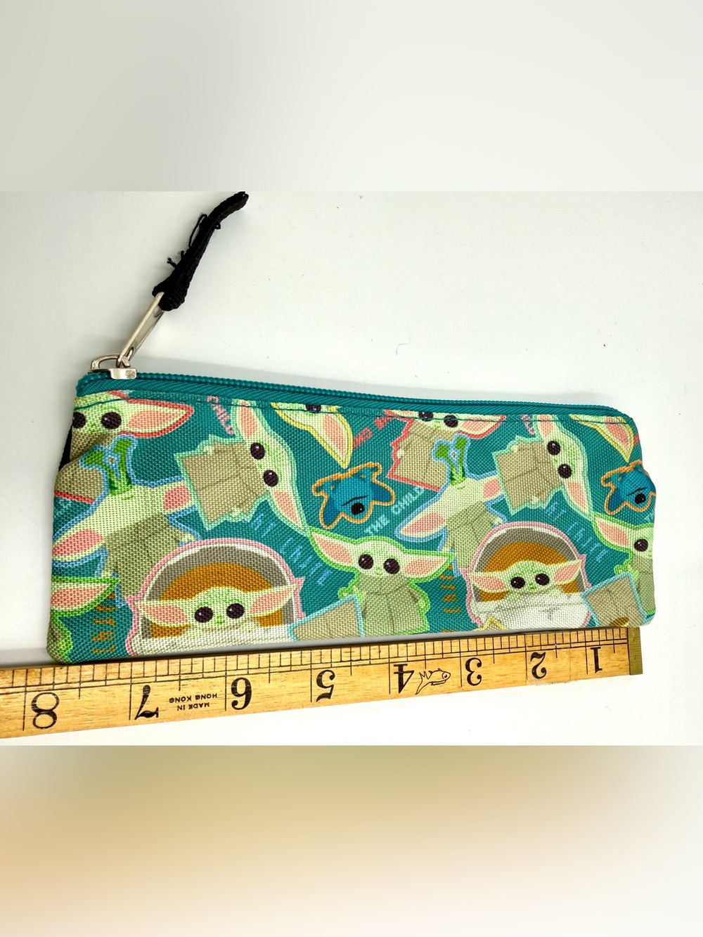The Child (Baby Yoda) Teal Kids Zipper Pencil Case Pouch Star Wars grugu